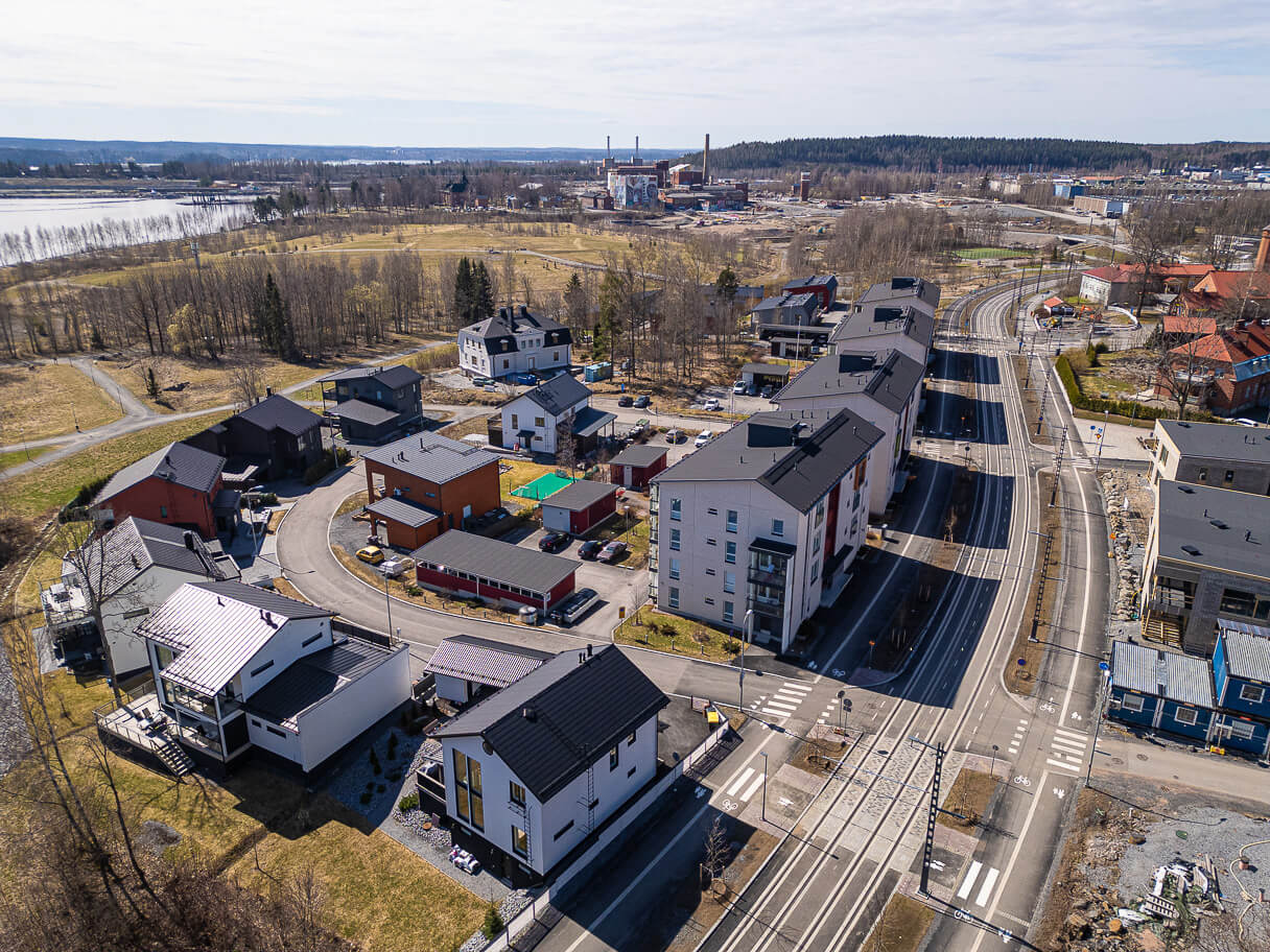 Niemenvainionkuja ja Federleynkatu, uusi ratikkalinja.