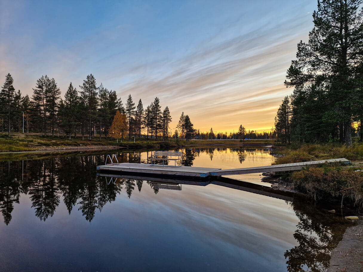 Saariselän uimaranta.