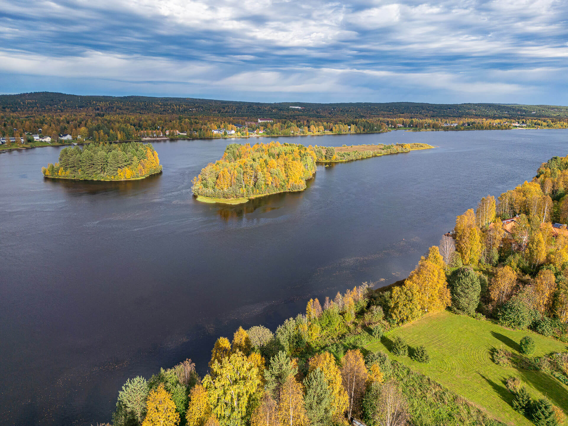 Kemijoen saaret ja ruska